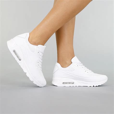 nike dames wit met gekleurd zolen|Witte sneakers en schoenen voor dames .